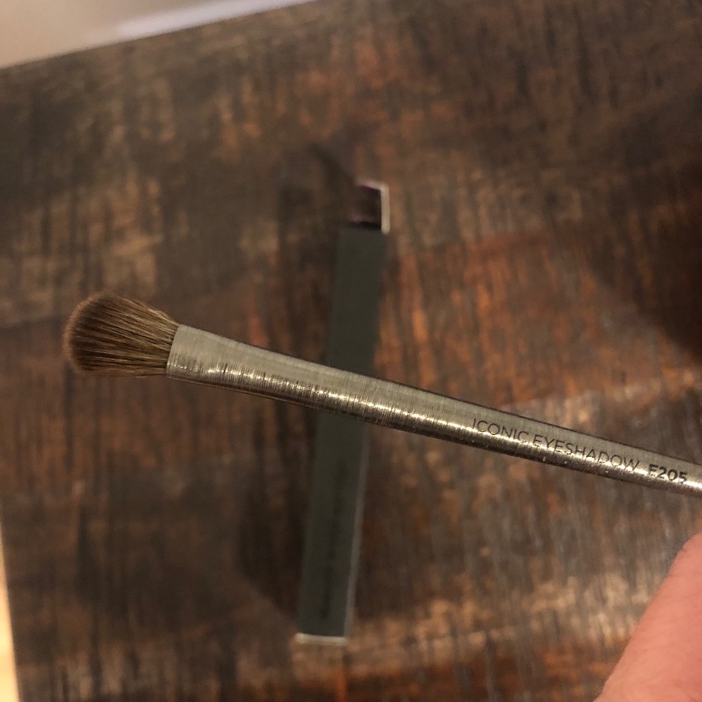 Urban Decay Iconic Eyeshadow Brush